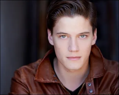 Comment s'appelle cet acteur ?