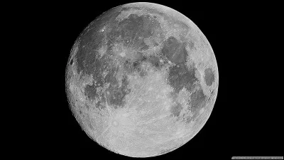 Quel est le nom officiel de la Lune ?