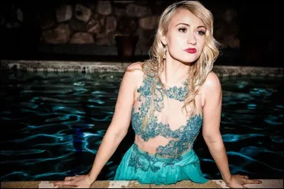 Comment s'appelle cette actrice ?