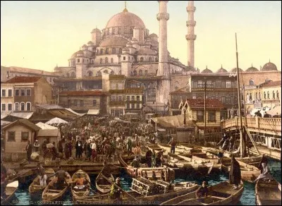Cette peinture du bazar de Constantinople semble plonger le spectateur au coeur d'une ville et capitale de série télévisée à succès, celle de... ?