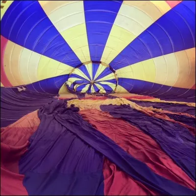 Voici un lieu particulier. Quel est le métier ?