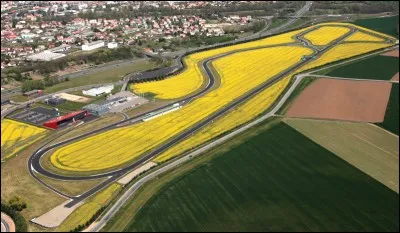Dans quel département est le circuit d'Issoire ?