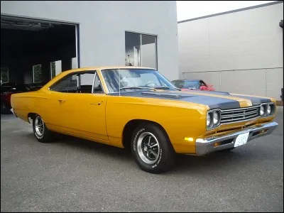 Quel est le modèle de cette Plymouth ?
