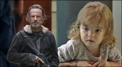 Comment se prénomme la petite fille dont Lori accouche ?