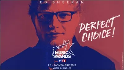 Ed Sheeran est le premier à se produire sur la scène. Quelle chanson interprète-t-il au début de la cérémonie ?