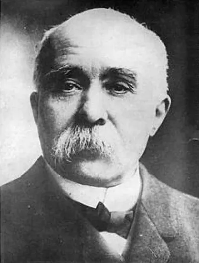Comment était surnommé Georges Clemenceau ?