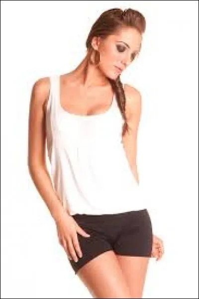 Quel vêtement est parfois appelé "top" ?