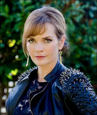 Comment s'appelle cette mère de jumeaux ?