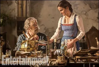 De quoi la mère de Belle est-elle morte ?