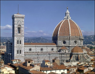 Au coup d'oeil, je vous demande quel est cet édifice religieux d'Italie ?