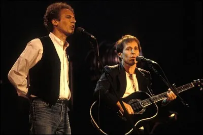 Laquelle de ces chansons n'appartient pas à Simon and Garfunkel ?