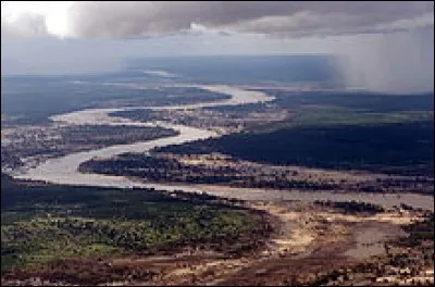 L comme Limpopo. Ce fleuve africain ne coule pas dans l'un de ces pays : lequel ?