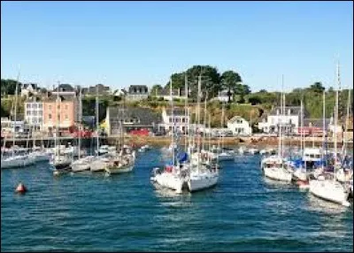 Je vous propose de partir en Bretagne, à la découverte de Groix. Ville et île bretonne, elle se situe dans le département ...