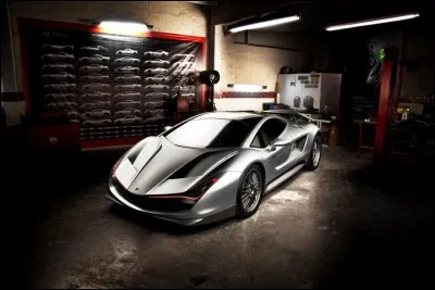 Quelle est la marque de cette GT DeniRosset de 2012 ?