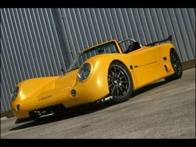 Quelle est la marque de cette GT3 de 2008 ?