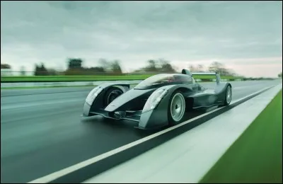 Quelle est la marque de cette T1 de 2009 ?