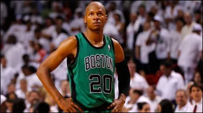 Ce joueur est Ray Allen