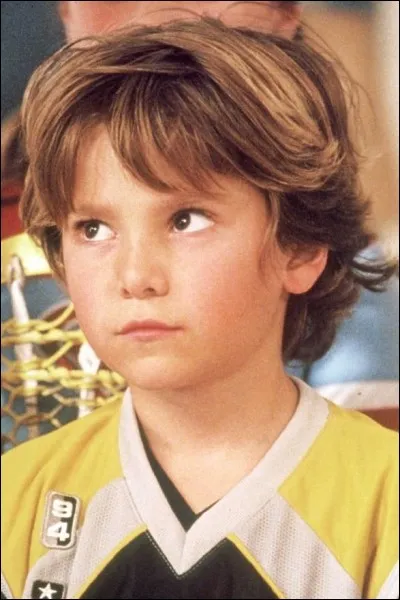 Comment s'appelle ce petit garçon trop mignon ? (Mon préféré)