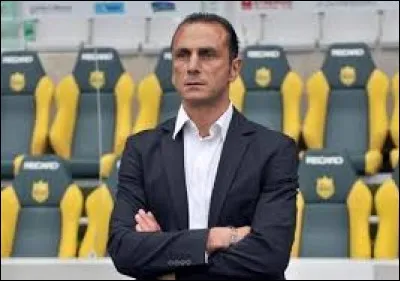 Michel Der Zakarian est un footballeur franco-arménien devenu entraîneur. Avec quel club a-t-il obtenu le titre de champion de france en 1983 ?