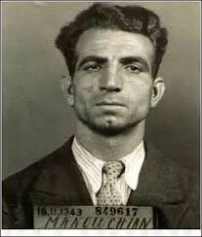 Quelle était la couleur de l'affiche de propagande qu'avait placardée le régime de Vichy et les Nazis en France après l'exécution de Missak Manouchian et de 22 membres de son réseau de résistants FTP-MOI (Francs-tireurs et partisans / main-d'uvre immigrée) le 21 février 1944 ?