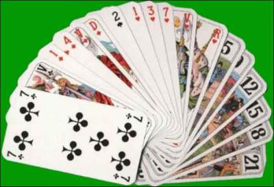 Combien y a-t-il de cartes dans un jeu de tarot ?