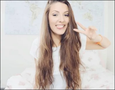 Quel est son pseudo sur YouTube ?