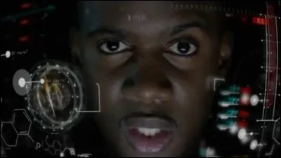 Compléter les paroles du refrain : 
"Depuis je garde le sourire
Je prends sur moi, ce maquillage fait que tu ne le vois pas
Je suis (...), je souffre".