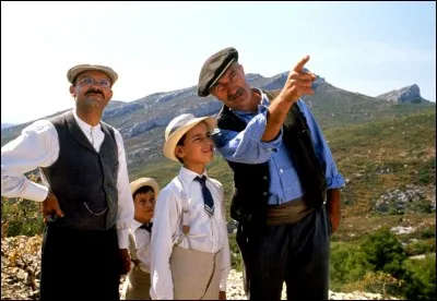 Dans le roman de Marcel Pagnol 'La Gloire de mon père', que tue Joseph quand il part à la chasse avec l'oncle Jules ?