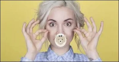 Comment se nomme sa marque de bijoux ?