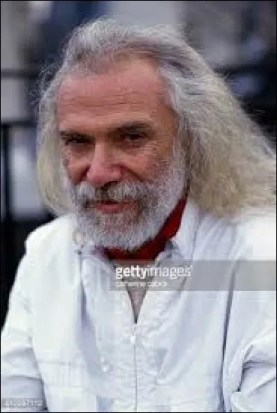 Georges Moustaki a chanté ''Les Eaux de mars''
''Un pas, une pierre, un chemin qui chemine
Un reste de racine, c'est un peu solitaire
C'est un éclat de verre, c'est la vie, le soleil''

Dans quelle langue était chantée la version originale ?