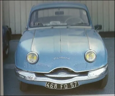 Et pour finir, plus facile, de quelle marque est cette PL17 ?