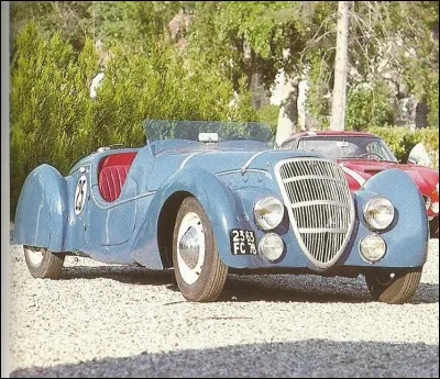 Cette Peugeot est une...