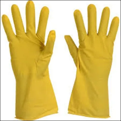 Que dois-je porter comme protection lorsque je manipule les produits d'entretien ou que je m'occupe du dosage de mon produit d'entretien ?