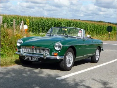 Où se trouve(nt) la ou les batteries sur la MGB ?