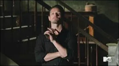 Qui va ressusciter Peter ?