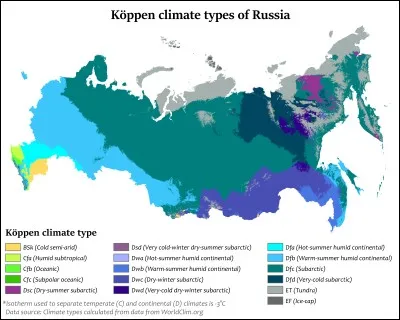 Quel est le climat surtout présent en Russie qui se caractérise par une forte amplitude entre l'été et l'hiver ?