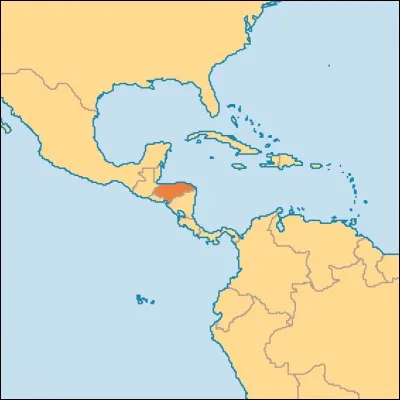 Quel est le nom du pays qui se trouve au-dessus du Costa Rica ?