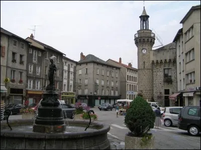 Y comme Yssingeaux. De quel département cette petite ville est-elle une sous-préfecture ?