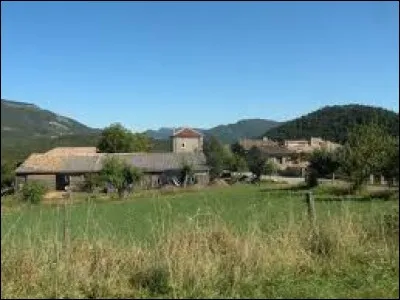 Commune de 34 habitants d'Auvergne-Rhône-Alpes, dans l'arrondissement de Die, Vachères-en-Quint se trouve dans le département ...