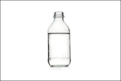 Liquide de couleur claire qui est utilisé en médecine, mais aussi en esthétique et comme produit d'entretien.