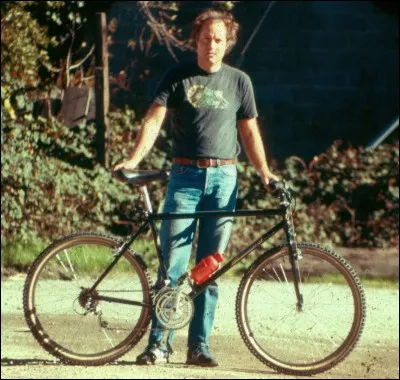 En quelle ann&eacute;e les VTT ont-ils &eacute;t&eacute; construits pour la premi&egrave;re fois par Joe Breeze ?
