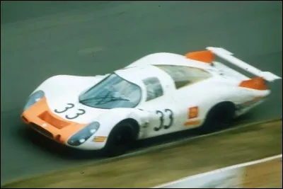 C'est la première Porsche conçue pour la victoire finale, avec son moteur de 3 litres et 350 ch. De quel modèle s'agit-il ?