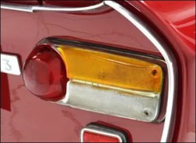 Et ce dernier feu sur quelle auto est il ?