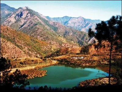 Le Nagaland est un petit État montagneux et reculé réputé pour la fierté de ses guerriers traditionnels. De quel pays fait-il partie ?