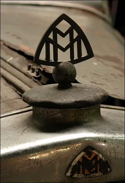 Tel le phnix renaissant, cette marque badoise se réinvente en 2002 après un demi-siècle d'oubli. Laquelle ?