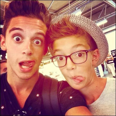 Comment s'appelle son petit frère ?