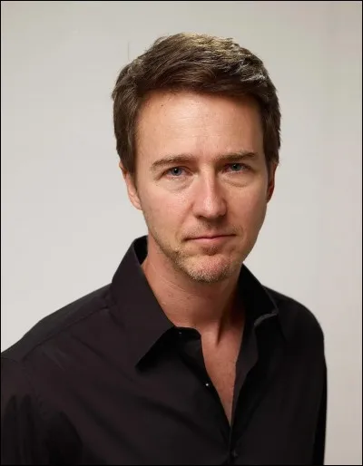 Quel super-héros Edward Norton a-t-il incarné au cinéma ?