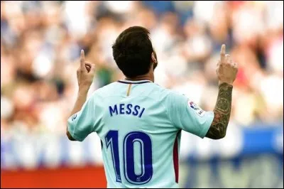 Quelle taille devait-il faire à l'age adulte ?