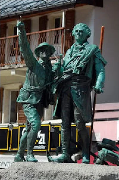 C'est l'année de la première ascension du Mont Blanc, de la première représentation des "Noces de Figaro" de Mozart et de la mort de Frédéric II de Prusse, dit Frédéric le Grand. De quelle année s'agit-il ?