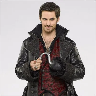 Quel acteur incarne le rôle du Capitaine Crochet ?